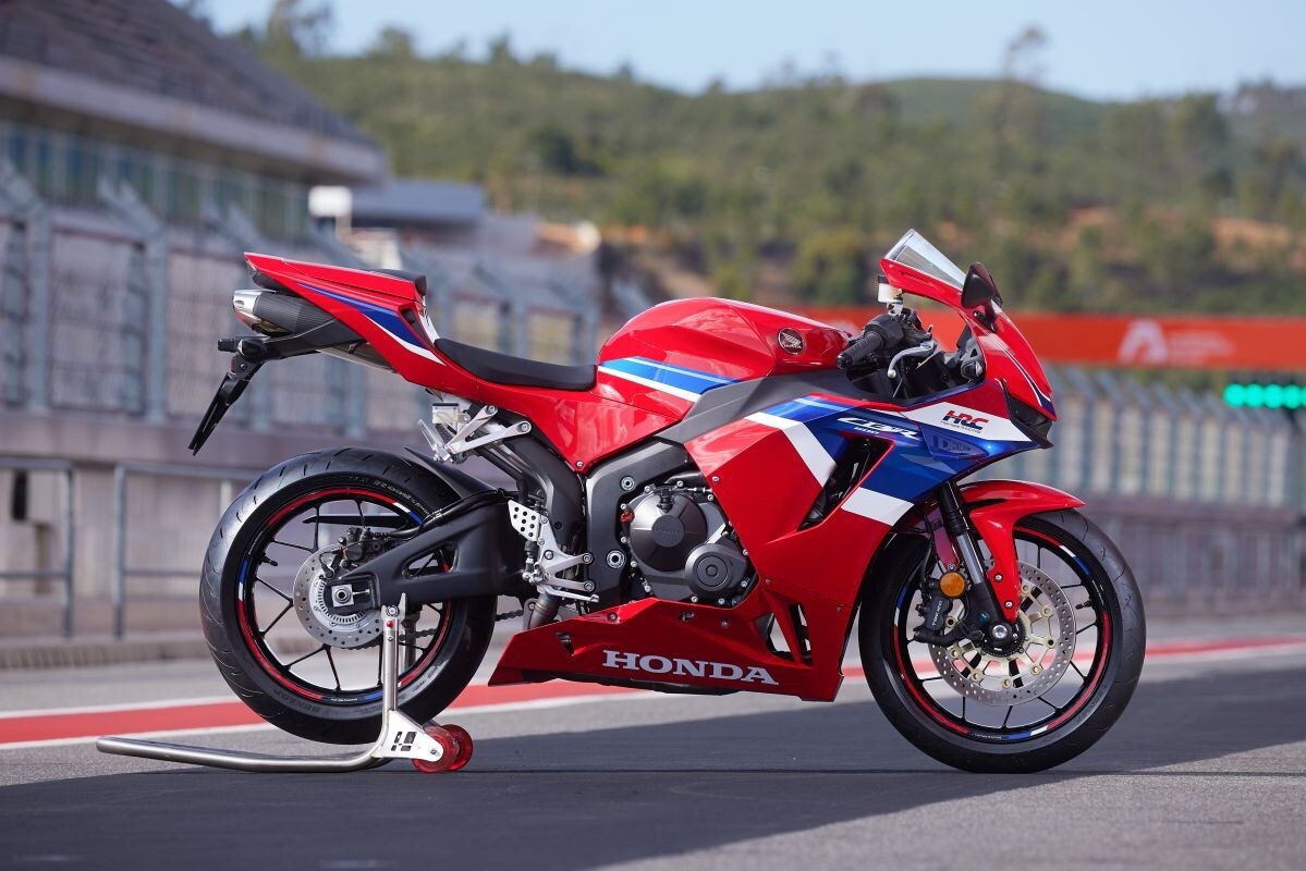 Honda CBR600RR: quanto ci sei mancata! +VIDEO+